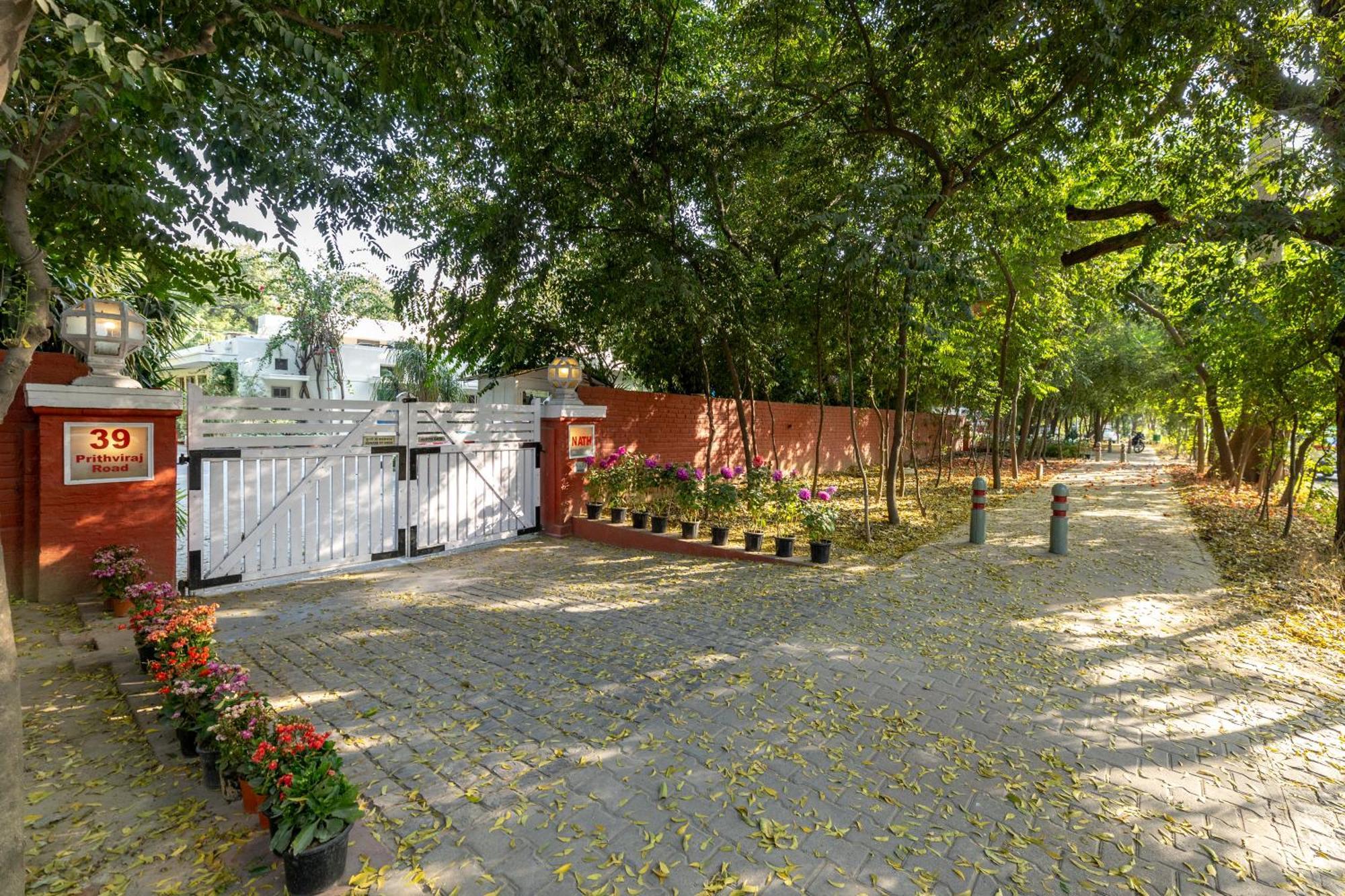 Lutyens Bungalow New Delhi Exterior foto